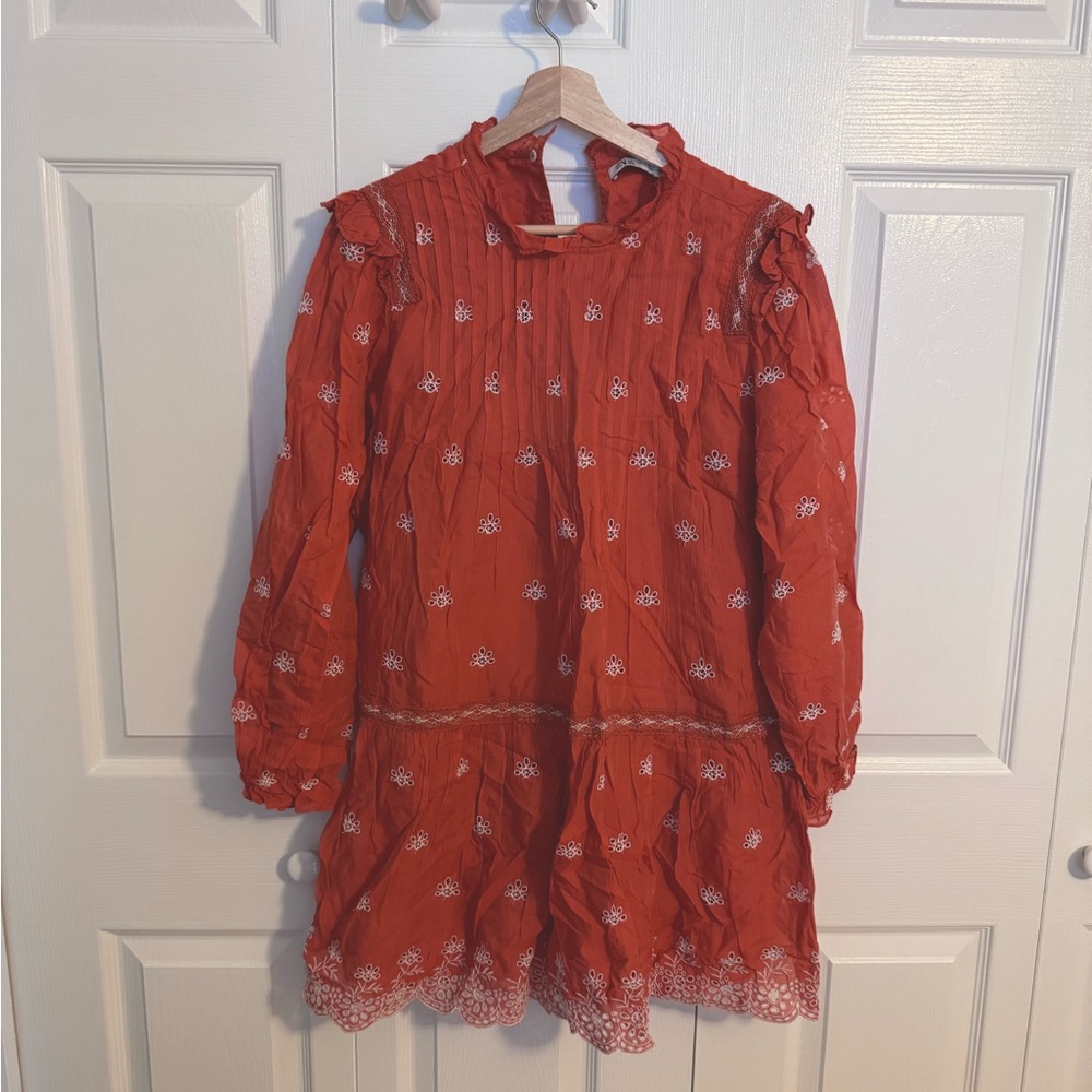 [NWOT] ZARA embroidered dress